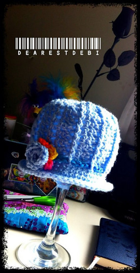 Newborn Beanie Gem - Dearest Debi Patterns