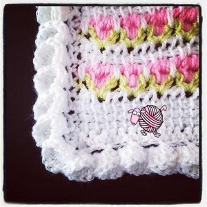 Crochet Flower Edging Corners - Dearest Debi Patterns