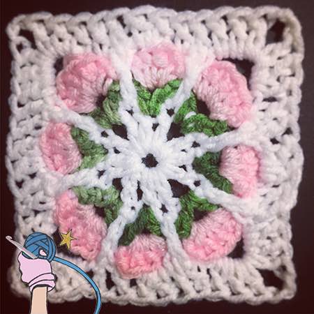 Crochet Rosie Posy Flower Square - Dearest Debi Patterns